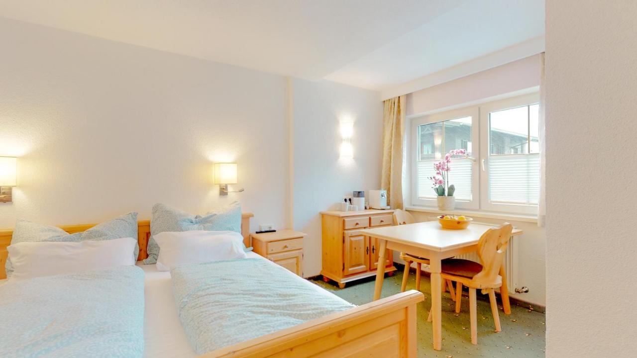 Zimmer Enzian Langenfeld Ngoại thất bức ảnh